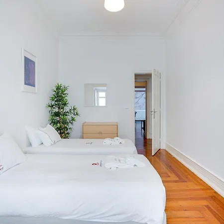 Apartment Charming Principe Real Perfect For Families Lissabon
